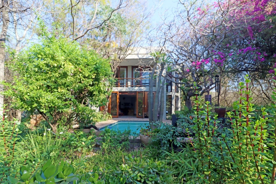 4 Bedroom Property for Sale in Hartbeespoort North West